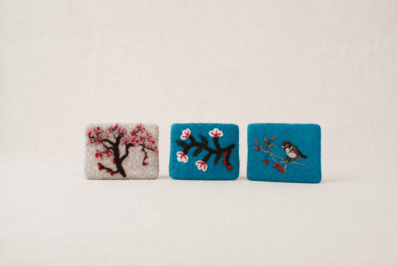 Felt Coin Purse and Card Pouch - Handmade Felt Product from Nepal