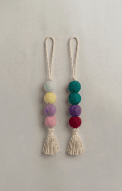 Hanging Wool Felt Ball Essential Oil Diffuser