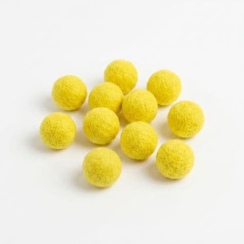Felt Balls Yellow Set (10 Pieces)
